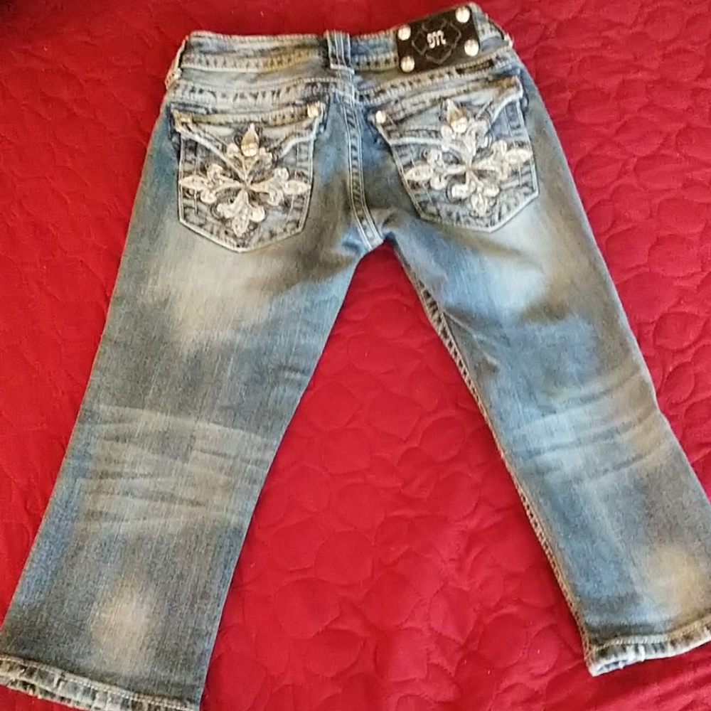 Miss me capris cropped